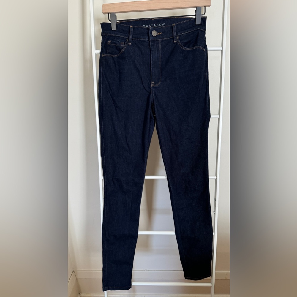 Mott & Bow Women’s High Rise Skinny Jeans - Size 27